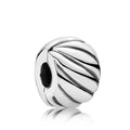 Pandora Feathered Clip