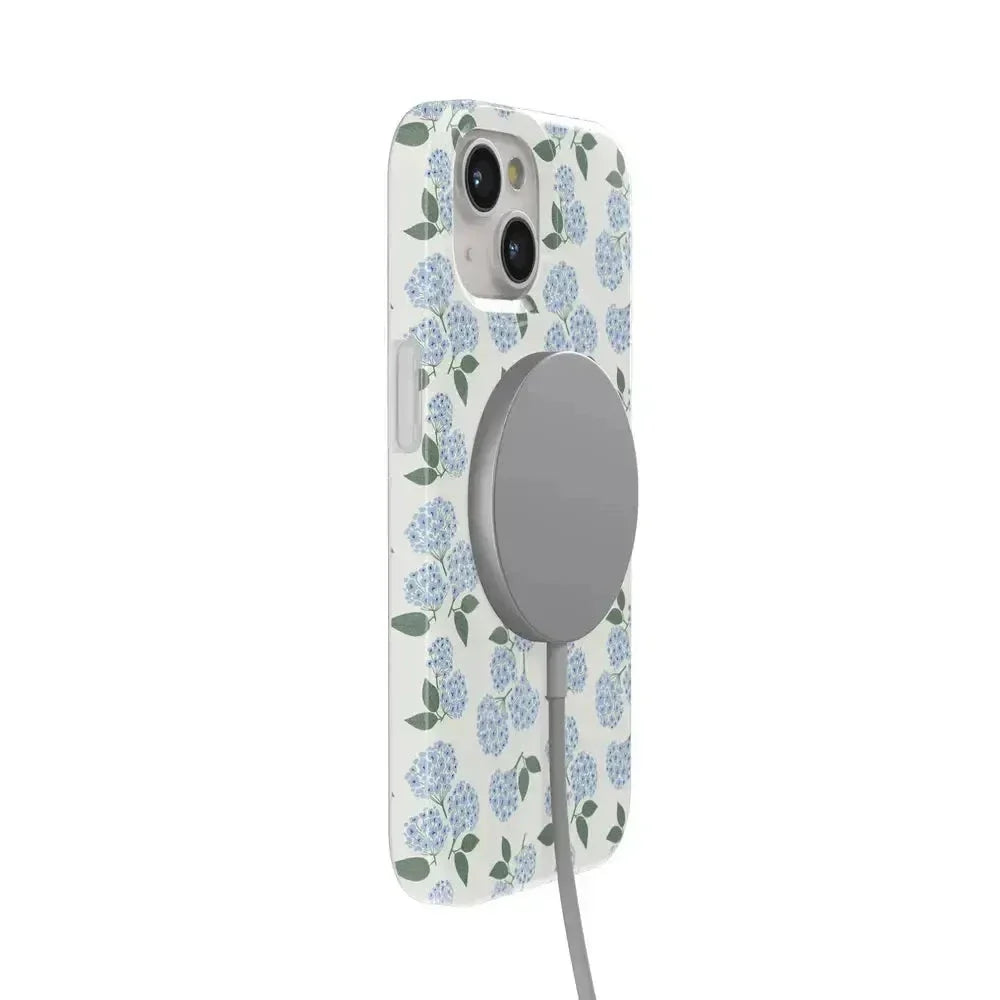 Nantucket Cottage | Blue Hydrangea Case