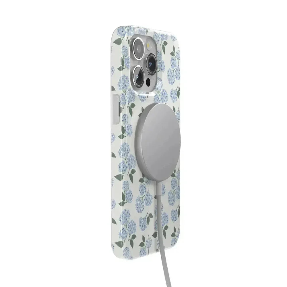 Nantucket Cottage | Blue Hydrangea Case